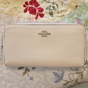 Coach Off-White Leather Wallet